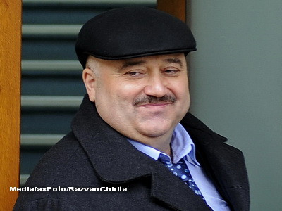 Limbajul cifrat al senatorului Voicu, atunci cand "rezolva o problema"