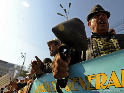 Aproape 3000 de agricultori se pregatesc de miting si mars in Bucuresti