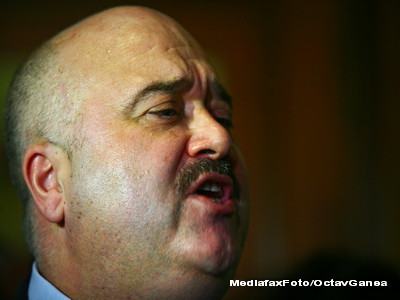 Senatorul Voicu e curajos. Desi bolnav, vrea sa vina la sedinta din Senat