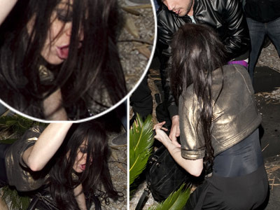 BOMBA la Hollywood! Lindsay Lohan are HIV?!