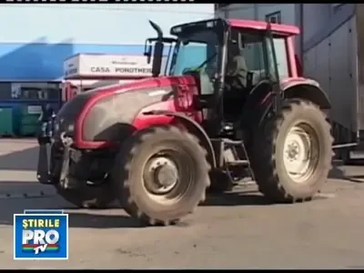 A rupt cu TIR-ul o teava de gaz si un stalp, apoi a intrat intr-o cladire