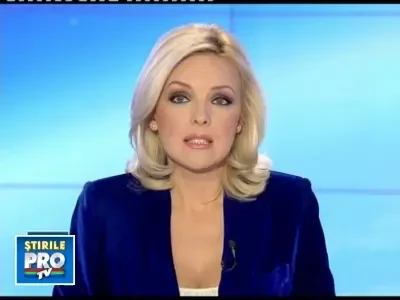 Oprit in trafic, cu focuri de arma! Nu avea numere de inmatriculare