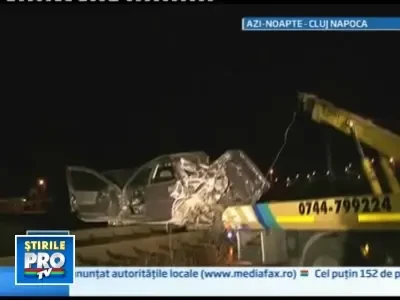 Cluj: Au vazut moartea cu ochii dupa ce masina s-a oprit pe sinele trenului