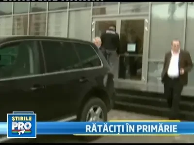 Greu la deal cu boii mici si la primaria de 14 etaje fara un lift bun!