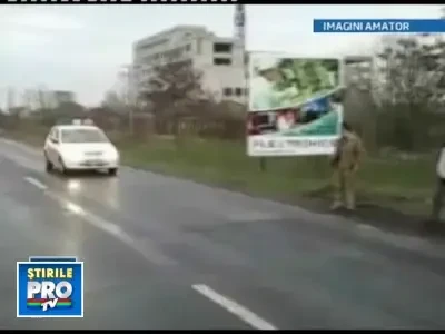 Masina distrusa de flacari, la iesirea din Timisoara