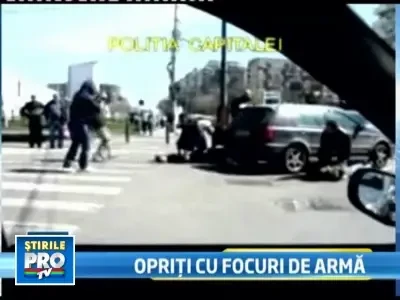 Impuscaturi in Capitala! Trei hoti retinuti dupa ce au jefuit un apartament