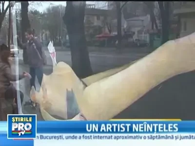 Scandal in Saptamana Mare: expozitie stradala de nuduri la Iasi