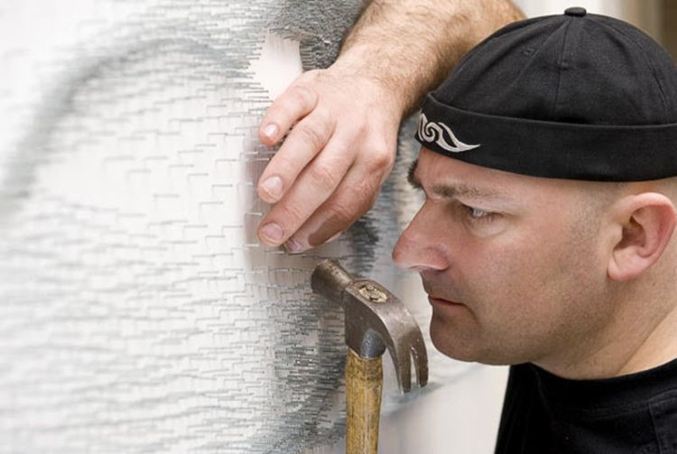 INCREDIBIL! Adevarate opere de arta din ...cuie!