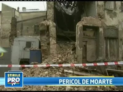 ZID PRABUSIT in centrul Capitalei, pe Mosilor! Cine e de vina?