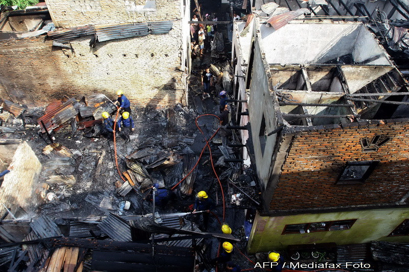 Insula indoneziana Sumatra lovita de un cutremur de 7,8 pe scara Richter