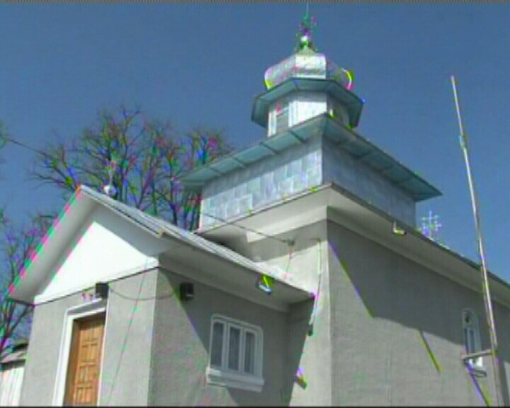 Preotii din Zalau cer bani pentru "binefacere". Ii cheltuiesc pe catedrala