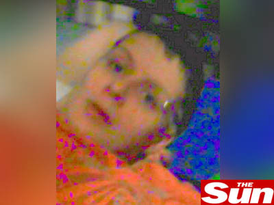 Sclave sexuale la 13 ani! O lesbiana a spalat creierul a trei adolescente