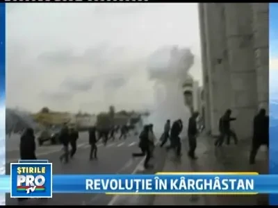 Revolutie in Kirghistan! Presedintele in functie a parasit capitala
