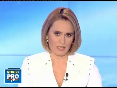 Duel pe autostrada! Sofer nervos a scos o masina de pe autostrada!