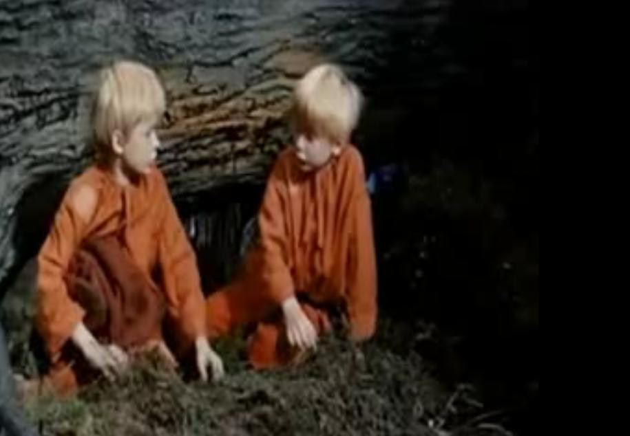 Imagini cu presedintele Poloniei din filmul "The Two Who Stole the Moon"!