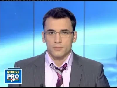 Sicriele cu trupurile sotilor Kaczynski, la Palatul Prezidential