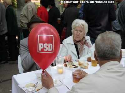 PSD se transforma: fara mici si bere de 1 Mai muncitoresc!