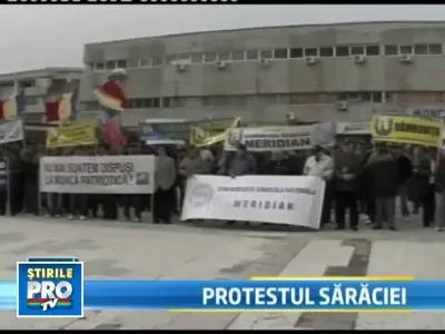 Functionarii publici, in strada! Vor salarii, pensii si functii mai sigure!