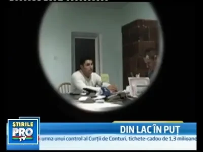 Prins beat la volan, a incercat sa-si recupereze permisul cu bani