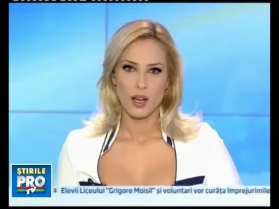 A vrut sa-i taie calea unei limuzine si au facut POC!