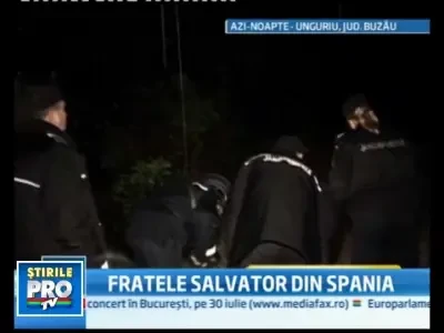 S-a ratacit in padure! Au gasit-o catarata intr-un copac, de frica ursilor