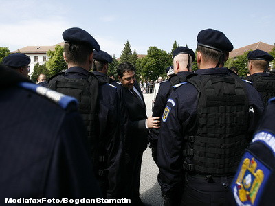 16 de jandarmi romani, acuzati de contrabanda in Macedonia!