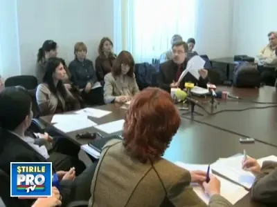 Concediul medical devine... arest la domiciliu