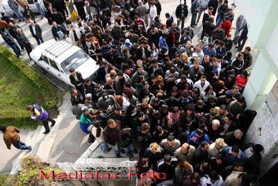 Peste 23.000 de joburi vacante in Romania. Afla unde gasesti de lucru