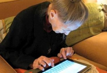 Ai iPad? Hackerii au spart 144.000 de conturi de e-mail