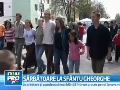 Sfantul Gheorghe, sarbatorit in strada la ... Sfantu Gheorghe