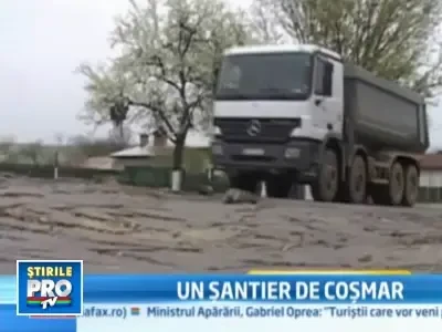 Ajutor! Autostrada ne distruge strada