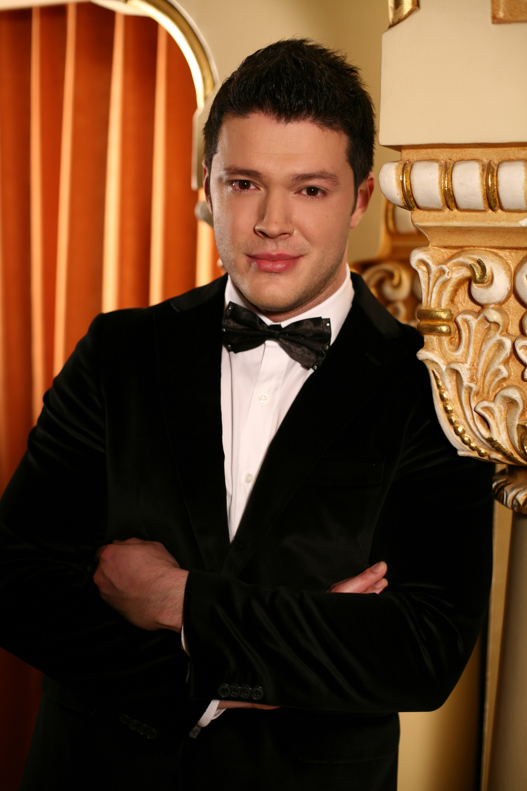 Inscrierea la "Frumusete pe muchie de cutit", motiv de inselaciune