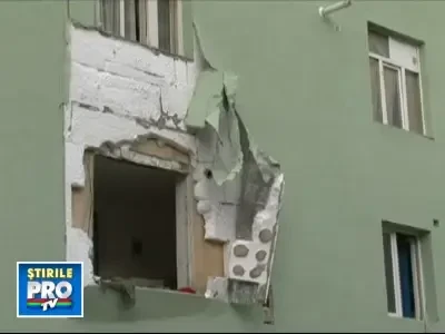 EXPLOZIE puternica intr-o garsoniera din Brasov! O persoana a fost ranita!