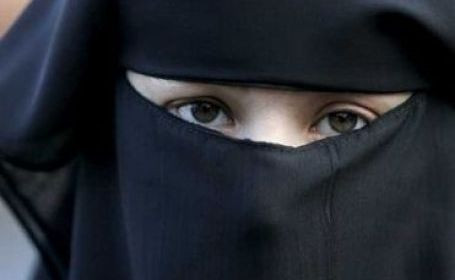 Pedeapsa pentru poligamie in Franta? Cate neveste, tot atatea soacre!