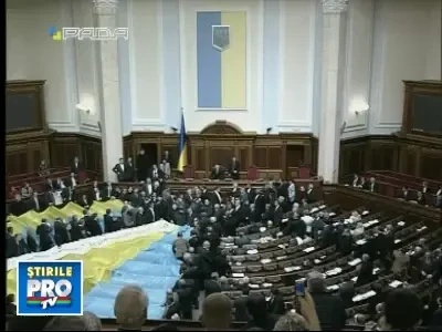 Bataie cu oua in parlamentul ucrainean