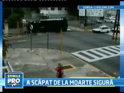 A avut zile: a scapat cu viata dintr-un accident infiorator