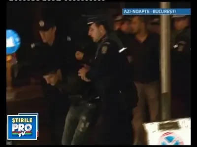 Au uitat de petrecere si s-au luat la bataie, din cauza unei femei!