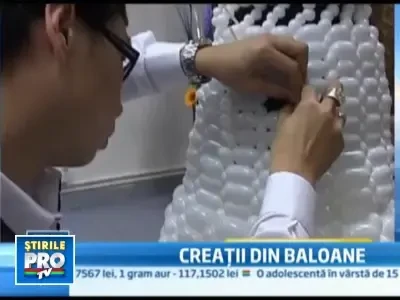 Rochie de mireasa facuta 100% din baloane