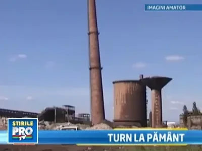 Demolare de turn cu picamer gigant la Hunedoara