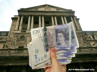 Romanii din Marea Britanie muncesc, nu gluma. Au trimis in tara aproximativ 500.000 € zilnic