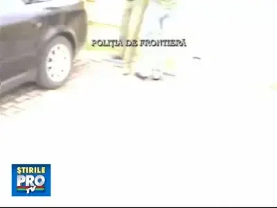 I-au prins chiar in timp ce vindeau HASIS in benzinarie! Vezi FLAGRANTUL