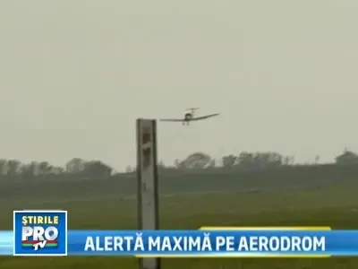 ATERIZARE fortata la Clinceni! Un avion si-a pierdut o roata