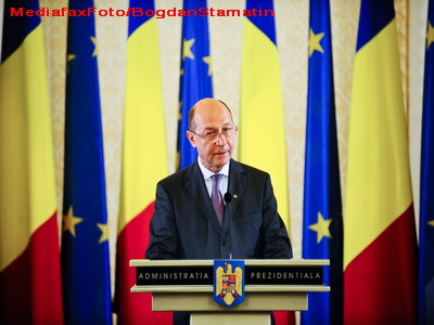 Basescu: Romania, departe de categoria tarilor in dificultate