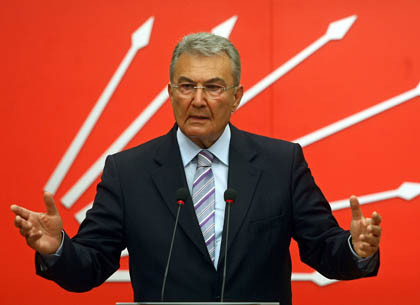 Politician turc, surprins in timpul unei partide de amor cu secretara sa