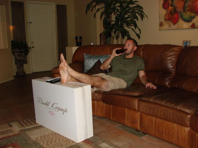 RAZBUNAREA sotului! Rochie de mireasa facuta harcea-parcea. GALERIE FOTO