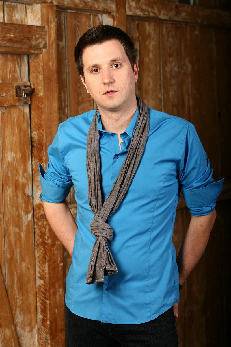 Romania, tara in care la fiecare pas sta la panda o aventura, in Apropo Tv