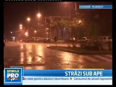 Natura dezlantuita! S-a rupt cerul si in Ploiesti!