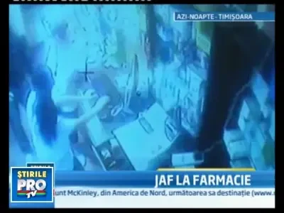 Jaf cu spray paralizant la o farmacie din Timisoara