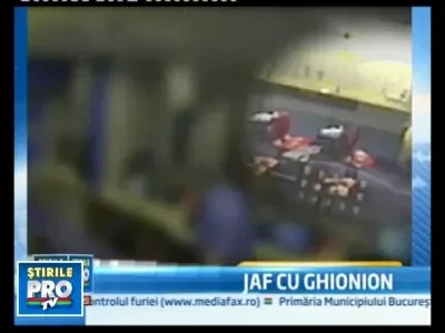 Rugbist recompensat pentru ca a imobilizat un hot