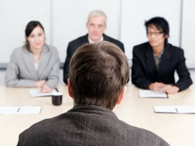 Discriminare? Oamenii frumosi isi gasesc mult mai usor un loc de munca